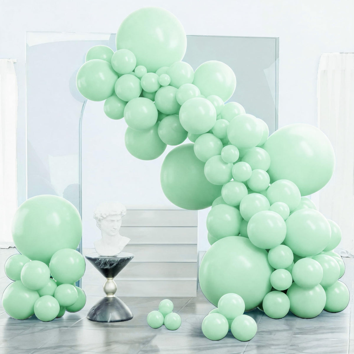 140-Piece Mixed-Size Balloon Pack for Party Decorations