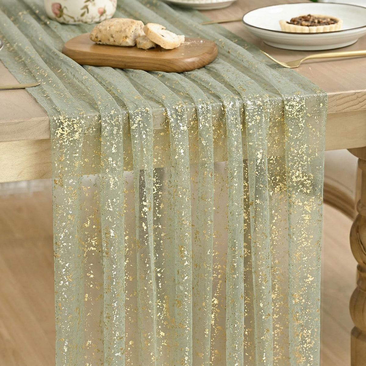Metallic Foil Gauze Table Runner for Party Decor