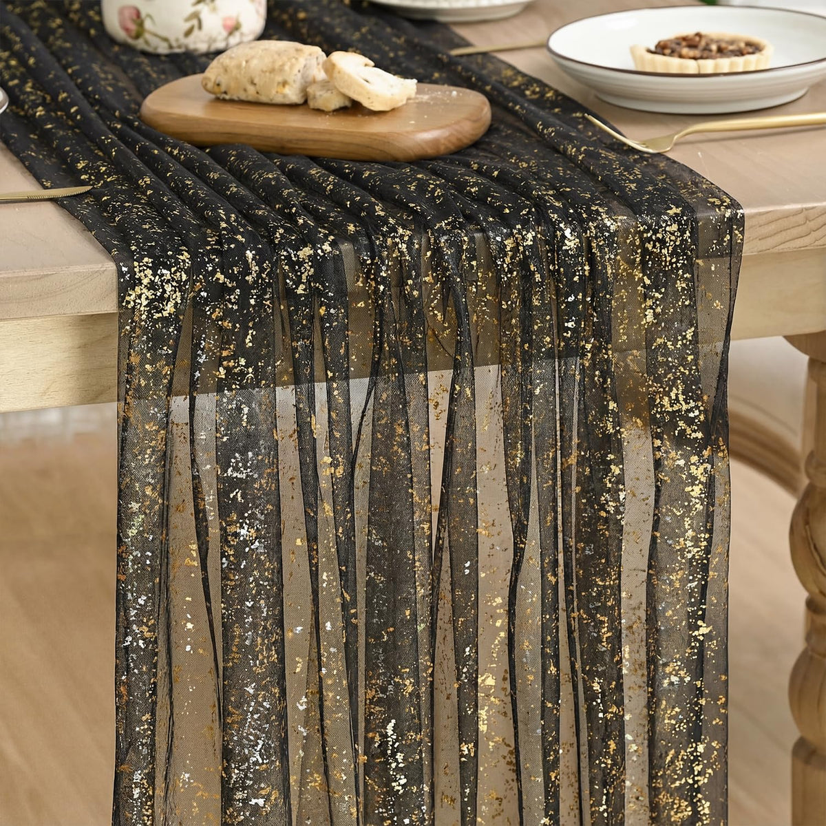 Metallic Foil Gauze Table Runner for Party Decor